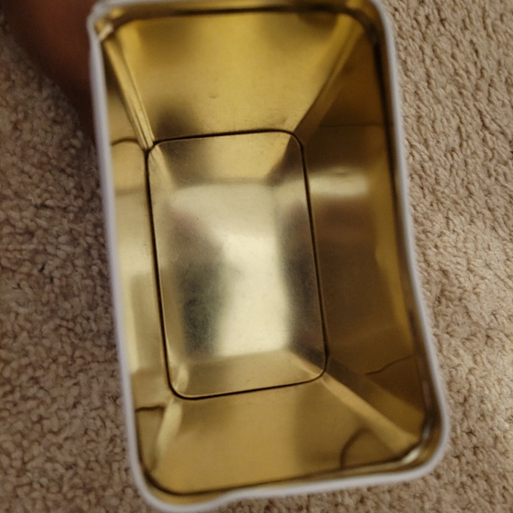 Vintage Collector Tin Bundle - Picture 7 of 12